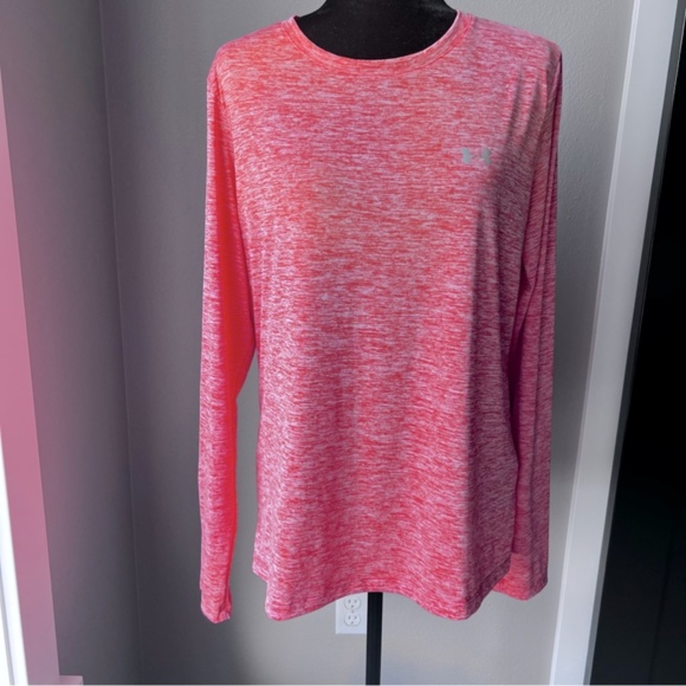 Under Armour Women’s XL Lightweight Shirt Coral